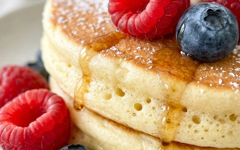 Fluffy Japanese Soufflé Pancakes