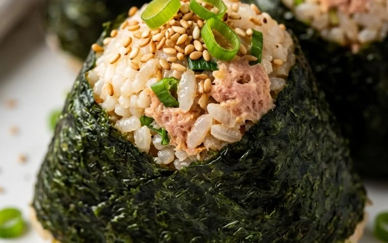 15-min. Easy Japanese Tuna Onigiri